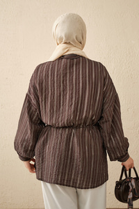 İnce Çizgi Desen Bel Bağlamalı Gömlek Acı Kahve