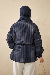 İnce Çizgi Desen Bel Bağlamalı Gömlek Lacivert