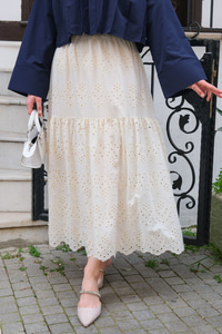 İnci Aksesuarlı Etek Krem