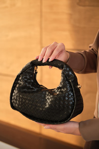 İşlemeli Gold Detay Çanta Siyah