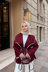 İşlemeli Kemerli Süet Ceket Kırmızı