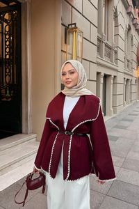 İşlemeli Kemerli Süet Ceket Kırmızı