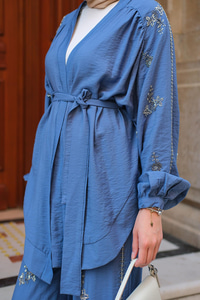 İşlemeli Kemerli Takım Mavi