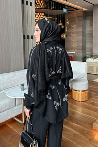 İşlemeli Kemerli Takım Siyah