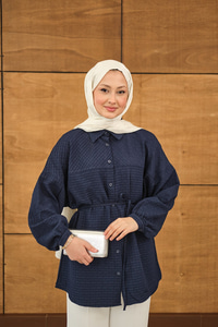 Kabartma Kare Desenli Gömlek Lacivert