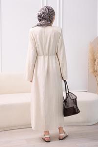 Kabartma Kumaş Vatkalı Elbise Krem