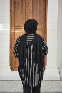 Kalın Çizgili Detay Gömlek Siyah