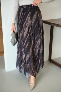 Kalın Fırça Desen Asimetrik Kesim Şifon Etek Siyah