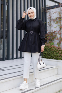 Kalp Aksesuarlı Gömlek Siyah