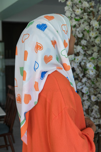 Uygun Fiyatlı KALP DESEN ESARP  | Loccomoda.com 