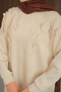 Kalp Detaylı Tunik Krem