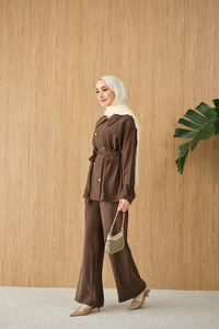 Kalp Düğme Kemer Detay Takım Kahverengi