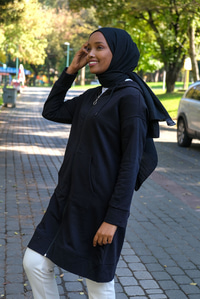 Uygun Fiyatlı KANGURU CEPLI FERMUARLI HIRKA SIYAH | Loccomoda.com 