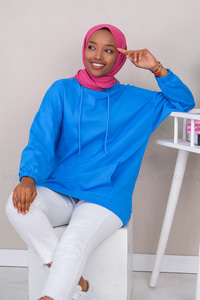 Uygun Fiyatlı KANGURU CEPLI KAPSONLU SWEAT MAVI | Loccomoda.com 