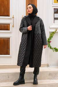 Kapitone Detay Zikzak Desenli Kaban Siyah