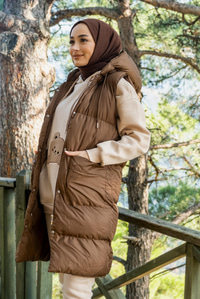 Uygun Fiyatlı KAPITONE KAPSONLU YELEK KAHVERENGI | Loccomoda.com 