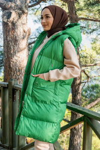 Uygun Fiyatlı KAPITONE KAPSONLU YELEK YESIL | Loccomoda.com 