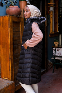 Uygun Fiyatlı KAPSONLU SISME YELEK SIYAH | Loccomoda.com 