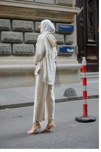 Kapüşonlu Fermuarlı Takım Taş