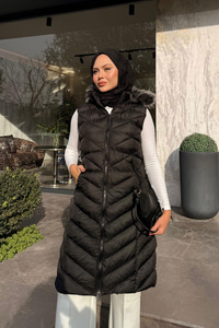 Kapüşonlu Kolsuz Şişme Yelek Siyah