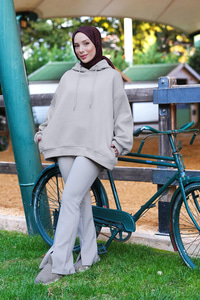 Kapüşonlu Oversize Sweat Krem