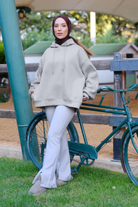 Kapüşonlu Oversize Sweat Krem