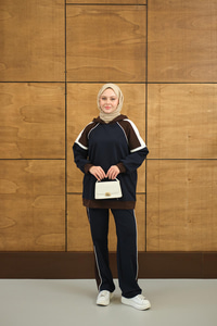 Kapüşonlu Üç Renk Cep Detay Beli Lastikli Regular Viskon Takım Lacivert