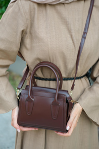 Kare Fermuarlı El Çantası Kahverengi