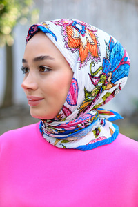 Karışık Çiçek Desen Pliseli Esarp Saks Mavi