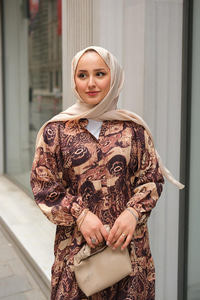 Karışık Desenli Elbise Kahverengi