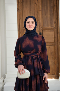 Kat Kat Dökümlü Şifon Elbise Mor