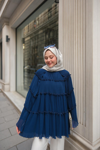 Kat Kat Fırfırlı Şifon Bluz  Lacivert