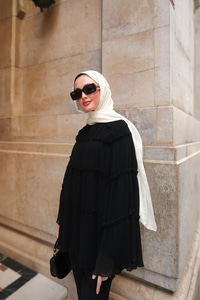 Kat Kat Fırfırlı Şifon Bluz  Siyah