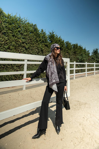 Kaüpşonlu Kısa Triko Ceket Siyah