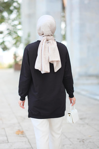 Kelebek Nakışlı Sweat Siyah