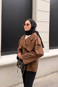 Kemer Detay Kısa Trenç Taba