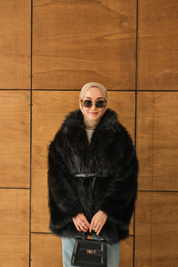 Kemer Detay Kürk Kaban Siyah