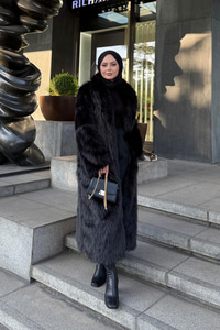 Kemer Detay Kürk Kaban Siyah