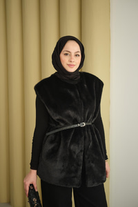 Kemer Detay Peluş Yelek Siyah