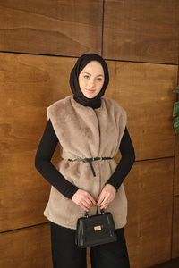 Kemer Detay Peluş Yelek Vizon