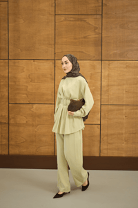 Kemer Detaylı Bisiklet Yaka Takım Açık Yeşil