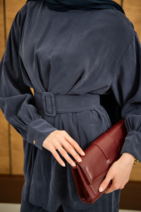 Kemer Detaylı Bisiklet Yaka Takım İndigo Mavi