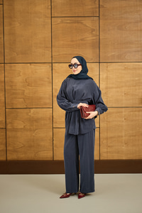 Kemer Detaylı Bisiklet Yaka Takım İndigo Mavi