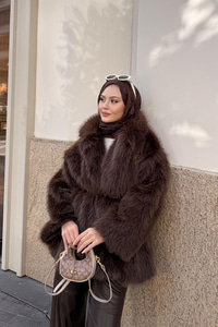 Kemer Detaylı Kürk Kaban Kahverengi