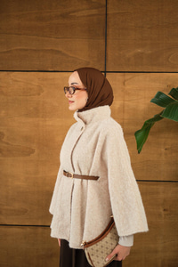 Kemer Detaylı Panço Krem