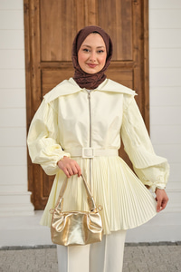 Kemerli Büyük Yaka Fermuarlı Kol Ve Bel Pileli Ceket Sarı