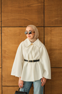 Kemerli Peluş Hırka Beyaz