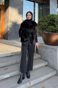 Kemerli Peluş Yelek Siyah