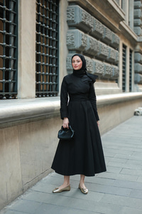 Kendinden Bağlamalı Poplin Elbise Siyah