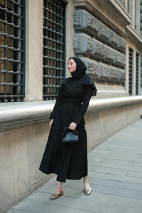 Kendinden Bağlamalı Poplin Elbise Siyah